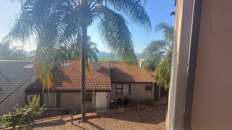 3 Bedroom Property for Sale in Kosmos North West